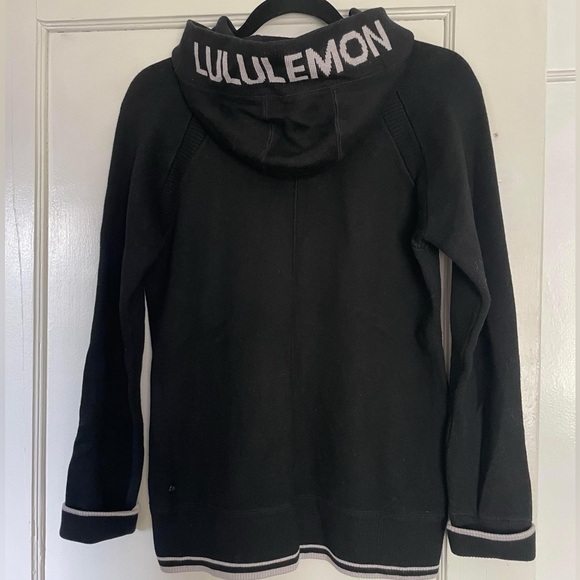 Lululemon Soothe Away Hoodie - Size 4 - Picture 3 of 3